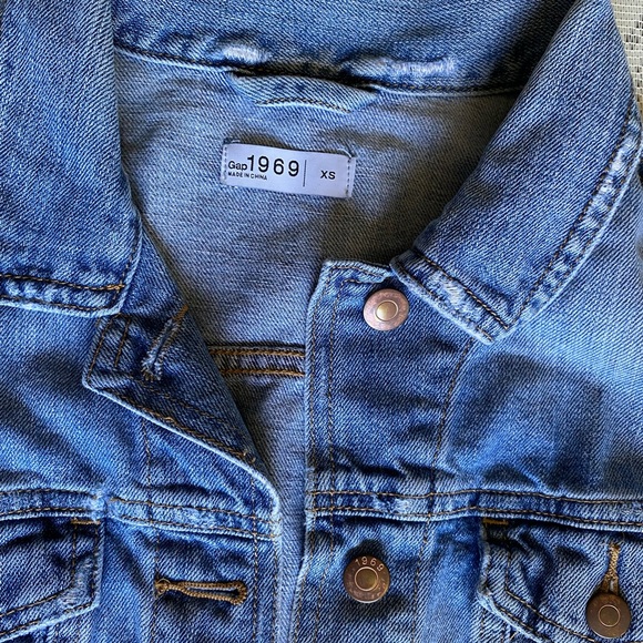 GAP 1969 Women Icon Denim Jacket - Picture 3 of 7